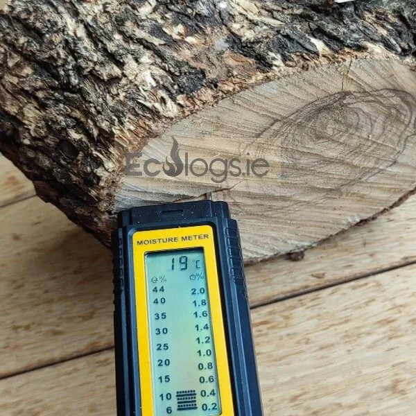Firewood: Olive Firewood Box 30 kg - Ecologs.ie